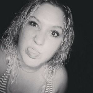 Meet your Posher, Skyie